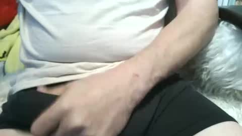 Snapshot of peacheshubby chatting on May 5, 2026, 2:47 pm hard4u online show from May 5, 2026, 2:47 pm