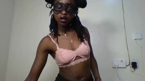 peachy_ebony online show from November 8, 2025, 1:28 am