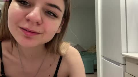 Peachy online show from April 5, 2026, 6:05 pm