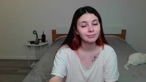 Peachy online show from February 10, 2025, 3:03 am