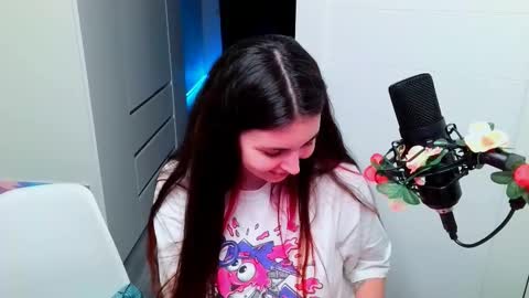 Snapshot of peachybabe__ chatting on February 4, 2026, 7:09 pm Peachy online show from February 4, 2026, 7:09 pm