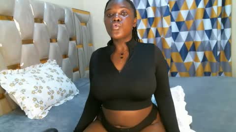 Peachy online show from November 13, 2025, 12:37 pm