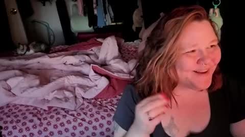 Snapshot of peachynessa chatting on February 3, 2026, 1:15 am Peachy Nessa online show from February 3, 2026, 1:15 am