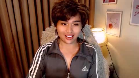 Snapshot of peakaboo_xx chatting on March 29, 2026, 5:13 pm Angel Creamdensada online show from March 29, 2026, 5:13 pm