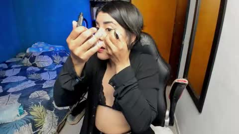 Snapshot of peanut_tangerine chatting on September 23, 2025, 12:46 am Tangerine Penaut online show from September 23, 2025, 12:46 am