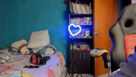 Snapshot of peanut_tangerine chatting on December 14, 2025, 11:31 pm Tangerine Penaut online show from December 14, 2025, 11:31 pm