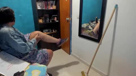 Snapshot of peanut_tangerine chatting on December 15, 2025, 9:19 pm Tangerine Penaut online show from December 15, 2025, 9:19 pm