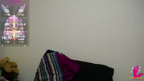 Snapshot of pearl_3 chatting on February 8, 2025, 10:29 pm Pearl online show from February 8, 2025, 10:29 pm