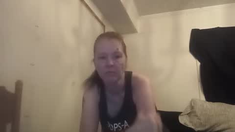 Snapshot of pearlmay629 chatting on December 30, 2024, 2:53 am Pearl May online show from December 30, 2024, 2:53 am