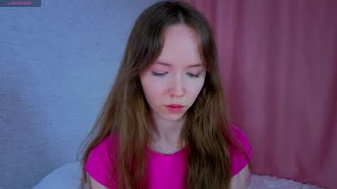 pearly_peach_ online show from May 30, 2026, 6:05 pm