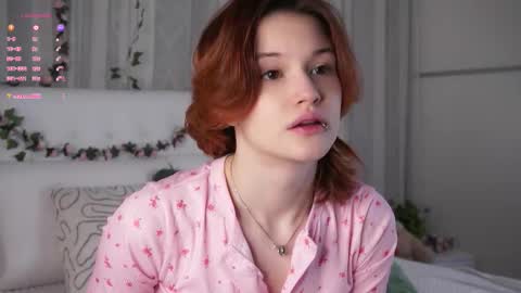 Lily online show from February 19, 2026, 1:12 am