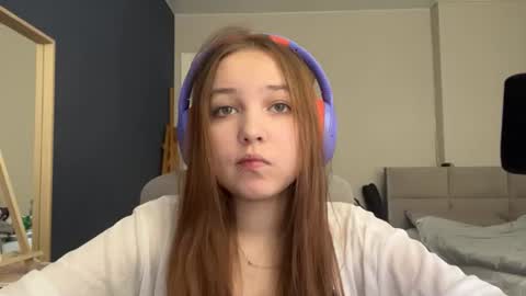 Luna Vale online show from June 21, 2026, 12:08 pm