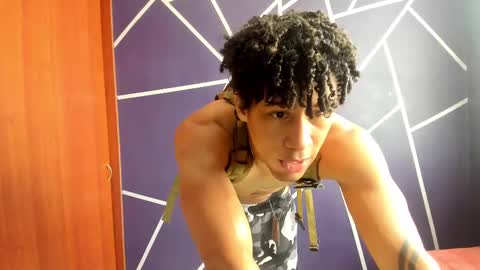 Snapshot of pendragom1224 chatting on December 29, 2024, 4:08 pm Pendragom online show from December 29, 2024, 4:08 pm