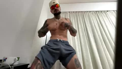 Snapshot of penebunny chatting on December 18, 2025, 7:47 am penebunny online show from December 18, 2025, 7:47 am