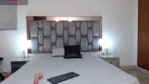 Snapshot of penelope_petit18 chatting on October 24, 2025, 7:27 am penelope_petit18 online show from October 24, 2025, 7:27 am