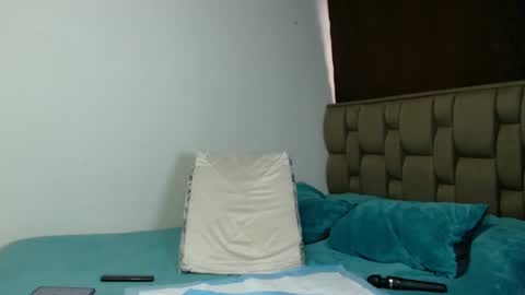 penelopemist online show from September 19, 2025, 10:10 pm