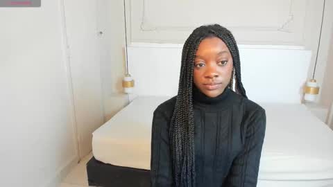 Snapshot of peneloperush4 chatting on November 7, 2025, 12:05 pm peneloperush4 online show from November 7, 2025, 12:05 pm