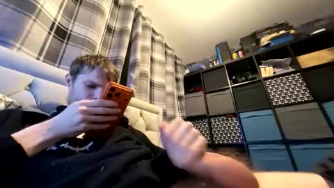 Snapshot of penguin666778 chatting on December 22, 2025, 7:22 pm Penguin online show from December 22, 2025, 7:22 pm