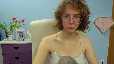 Snapshot of penny_lust chatting on September 16, 2025, 6:47 am Penny online show from September 16, 2025, 6:47 am