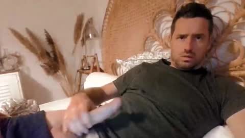 bardamu online show from November 16, 2025, 2:33 pm