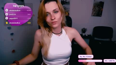 Snapshot of peppymia chatting on November 21, 2025, 6:34 am Mia online show from November 21, 2025, 6:34 am