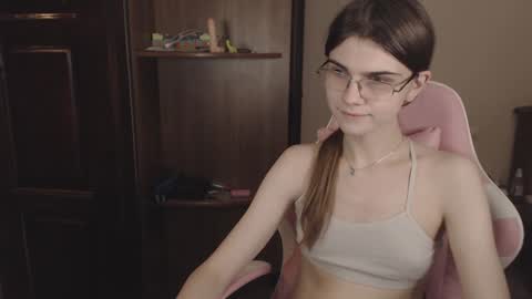 Farida online show from December 25, 2024, 3:18 am