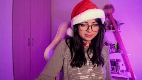 Snapshot of perfect__ana chatting on December 13, 2024, 2:43 am Sarah Ana Banana online show from December 13, 2024, 2:43 am
