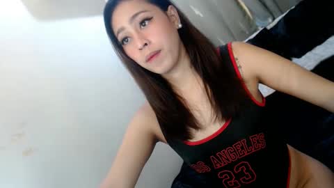 Snapshot of perfect_suckerqueen69 chatting on February 15, 2025, 4:23 pm Sweet Gwen online show from February 15, 2025, 4:23 pm