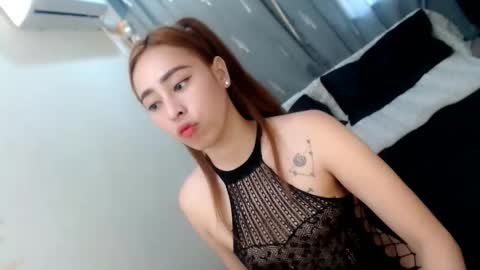 Snapshot of perfect_suckerqueen69 chatting on September 23, 2025, 1:08 am Sweet Gwen online show from September 23, 2025, 1:08 am