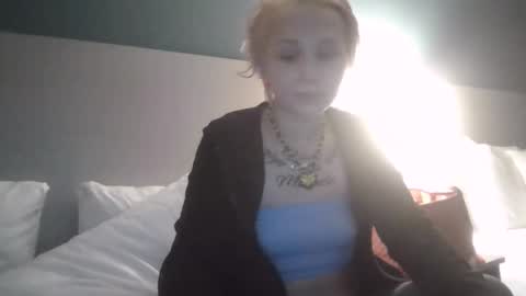 perfectly222peachy online show from December 21, 2025, 5:36 am