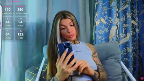 Snapshot of perfecttbaby77n chatting on October 4, 2025, 8:12 am Anna online show from October 4, 2025, 8:12 am