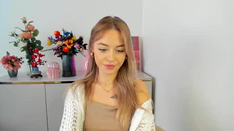 Cindy online show from November 27, 2025, 8:49 am