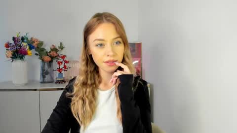 Cindy online show from April 13, 2026, 5:24 am