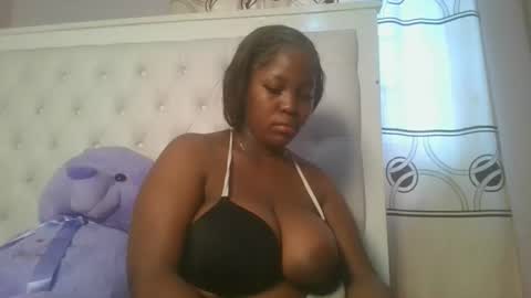 Snapshot of periwinkle20 chatting on February 8, 2026, 4:38 am Taurus online show from February 8, 2026, 4:38 am