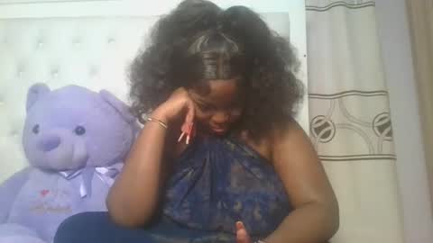 Snapshot of periwinkle20 chatting on February 16, 2026, 3:35 am Taurus online show from February 16, 2026, 3:35 am