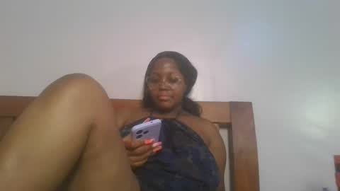 Snapshot of periwinkle20 chatting on February 21, 2026, 2:01 am Taurus online show from February 21, 2026, 2:01 am