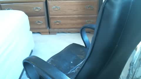 perkymalenipples online show from October 18, 2025, 1:45 pm