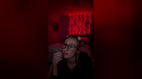 Snapshot of perkyyerky14 chatting on March 19, 2026, 5:00 am perkyyerky14 online show from March 19, 2026, 5:00 am