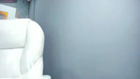 Snapshot of perlaevansx chatting on September 13, 2025, 10:53 pm PERLA online show from September 13, 2025, 10:53 pm