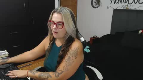 Snapshot of perlagoloza05 chatting on November 4, 2025, 4:00 am goloza online show from November 4, 2025, 4:00 am