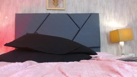 Persefone  online show from April 3, 2026, 5:00 pm