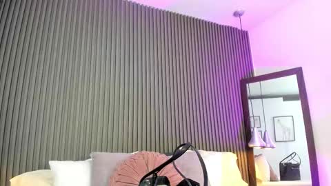 Lizza online show from November 25, 2025, 11:32 am