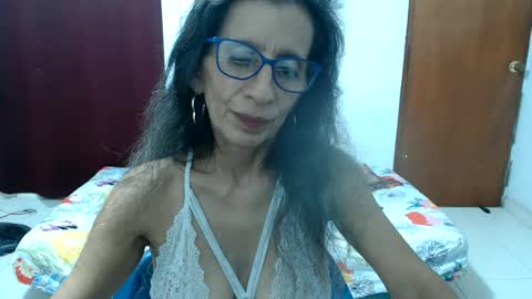 luz  online show from June 23, 2026, 3:48 am