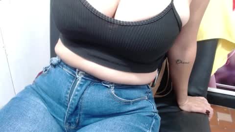 Snapshot of pervertt_nicole chatting on February 22, 2025, 5:57 pm Nicole online show from February 22, 2025, 5:57 pm