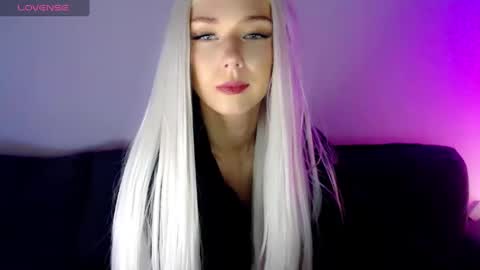 Snapshot of pervyblonde chatting on March 4, 2025, 8:13 am Isabella online show from March 4, 2025, 8:13 am