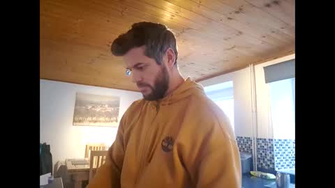 Snapshot of pete_le_meat chatting on February 9, 2026, 3:27 pm pete_le_meat online show from February 9, 2026, 3:27 pm