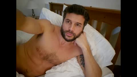 Snapshot of pete_le_meat chatting on February 15, 2026, 8:38 pm pete_le_meat online show from February 15, 2026, 8:38 pm