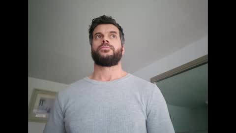 Snapshot of pete_le_meat chatting on February 16, 2026, 4:14 pm pete_le_meat online show from February 16, 2026, 4:14 pm