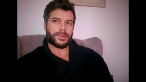 Snapshot of pete_le_meat chatting on February 20, 2026, 10:38 am pete_le_meat online show from February 20, 2026, 10:38 am