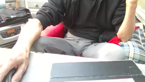 Snapshot of peter_on_kik chatting on April 25, 2026, 9:45 am make me cum in pvt dutch german daddy c2c bigcock online show from April 25, 2026, 9:45 am